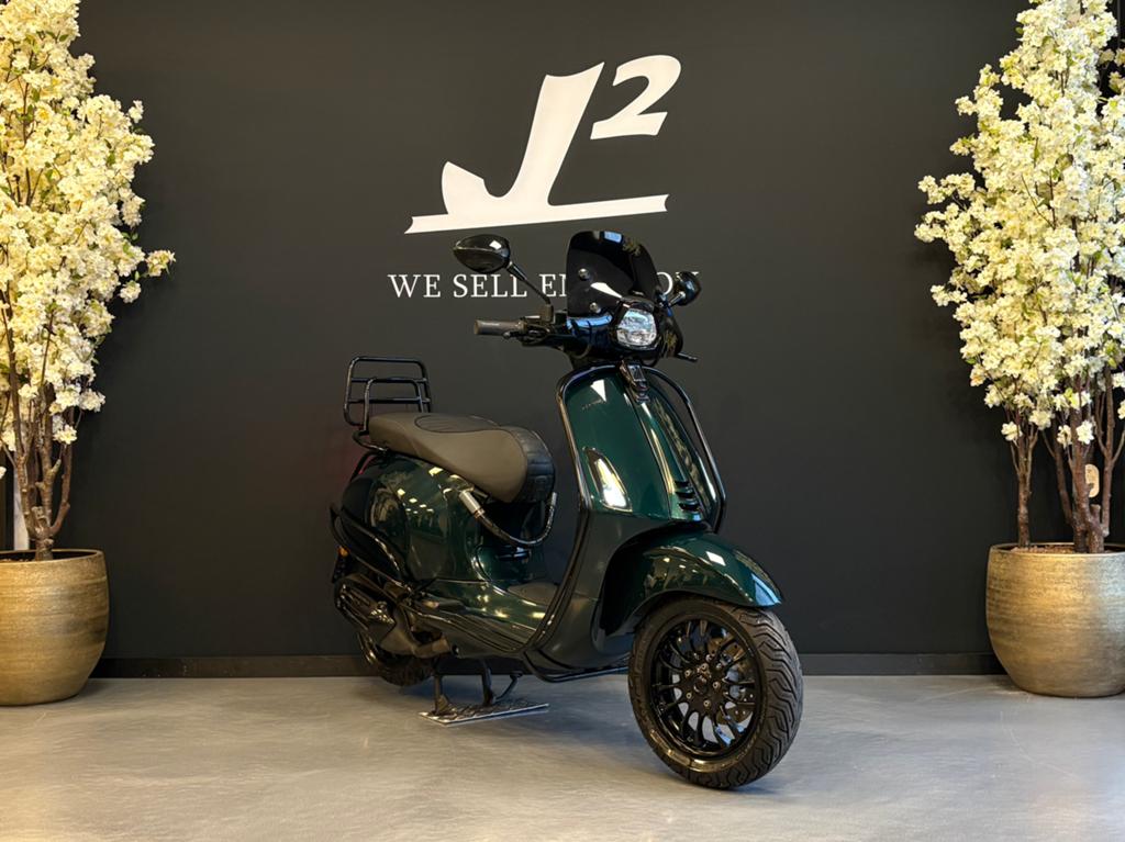 Vespa Sprint | Jaguar Green | Brom | 2022 | 8881 km