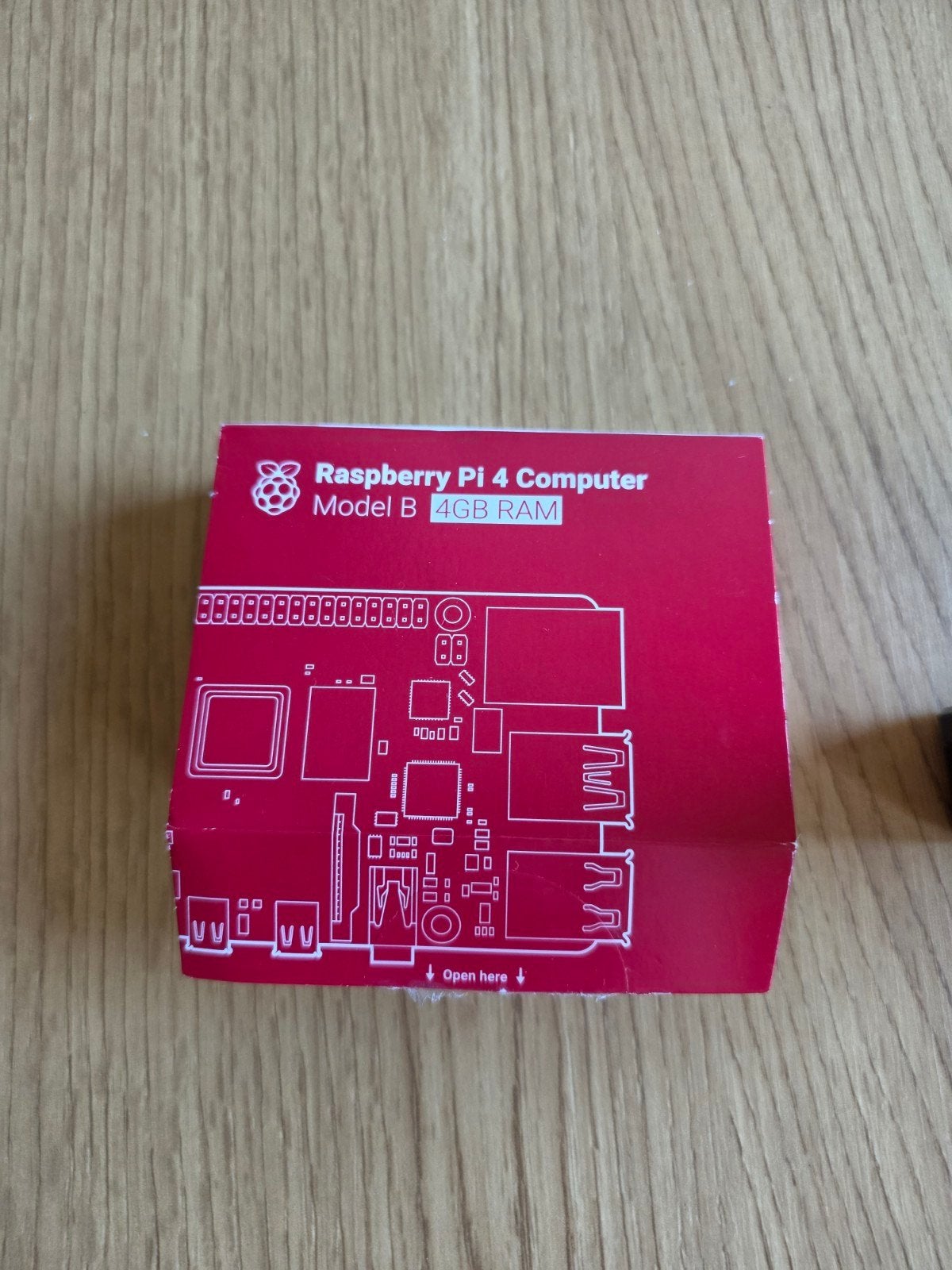 Raspberry Pi 4 Model B 4GB met behuizing en adapter, Gebruikt, 2 tot 3 Ghz, Broadcom BCM2711, Ophalen of Verzenden