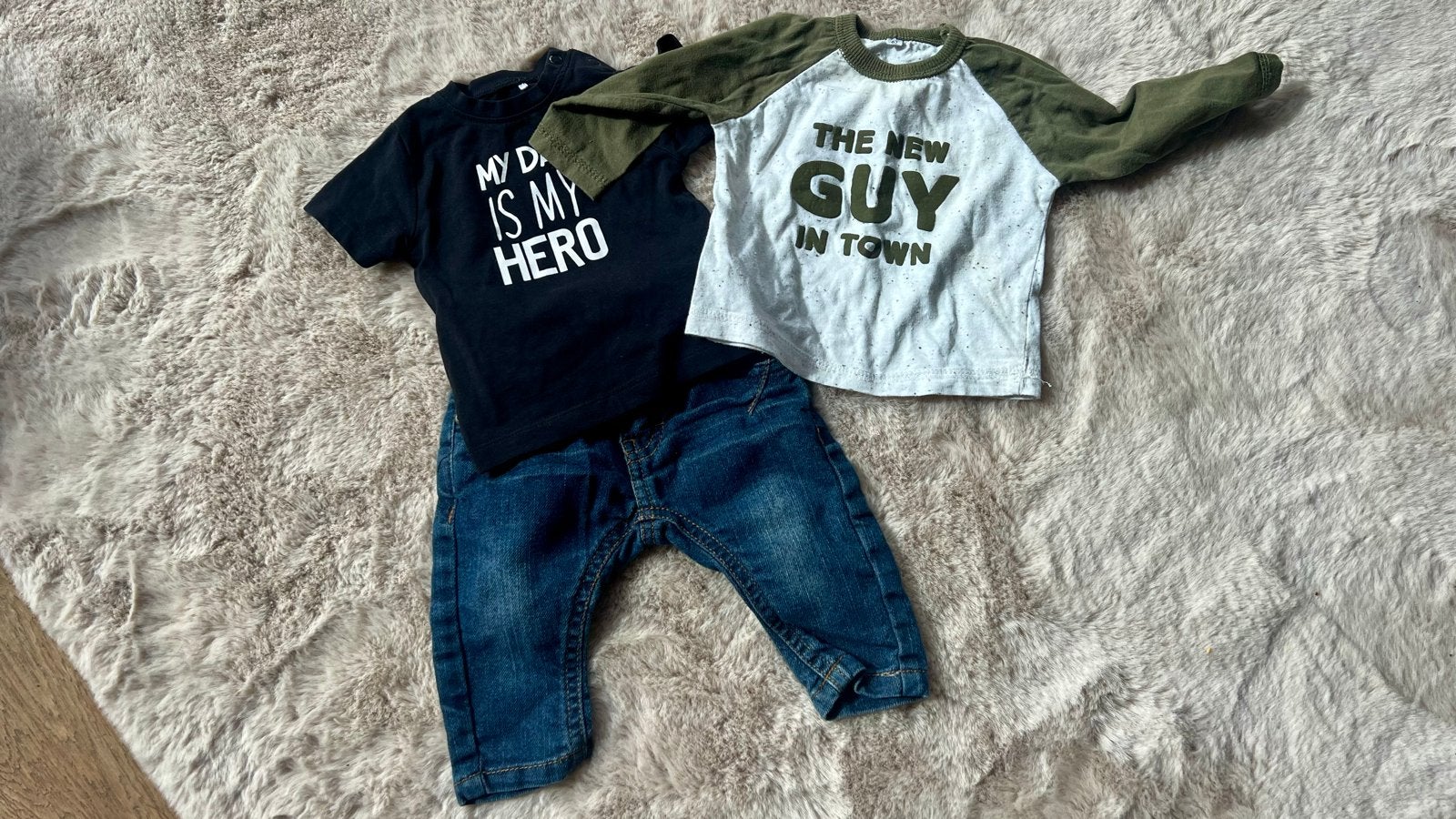 Babykleding set: T-shirts en spijkerbroekje, Ophalen of Verzenden, Zo goed als nieuw, Jongetje