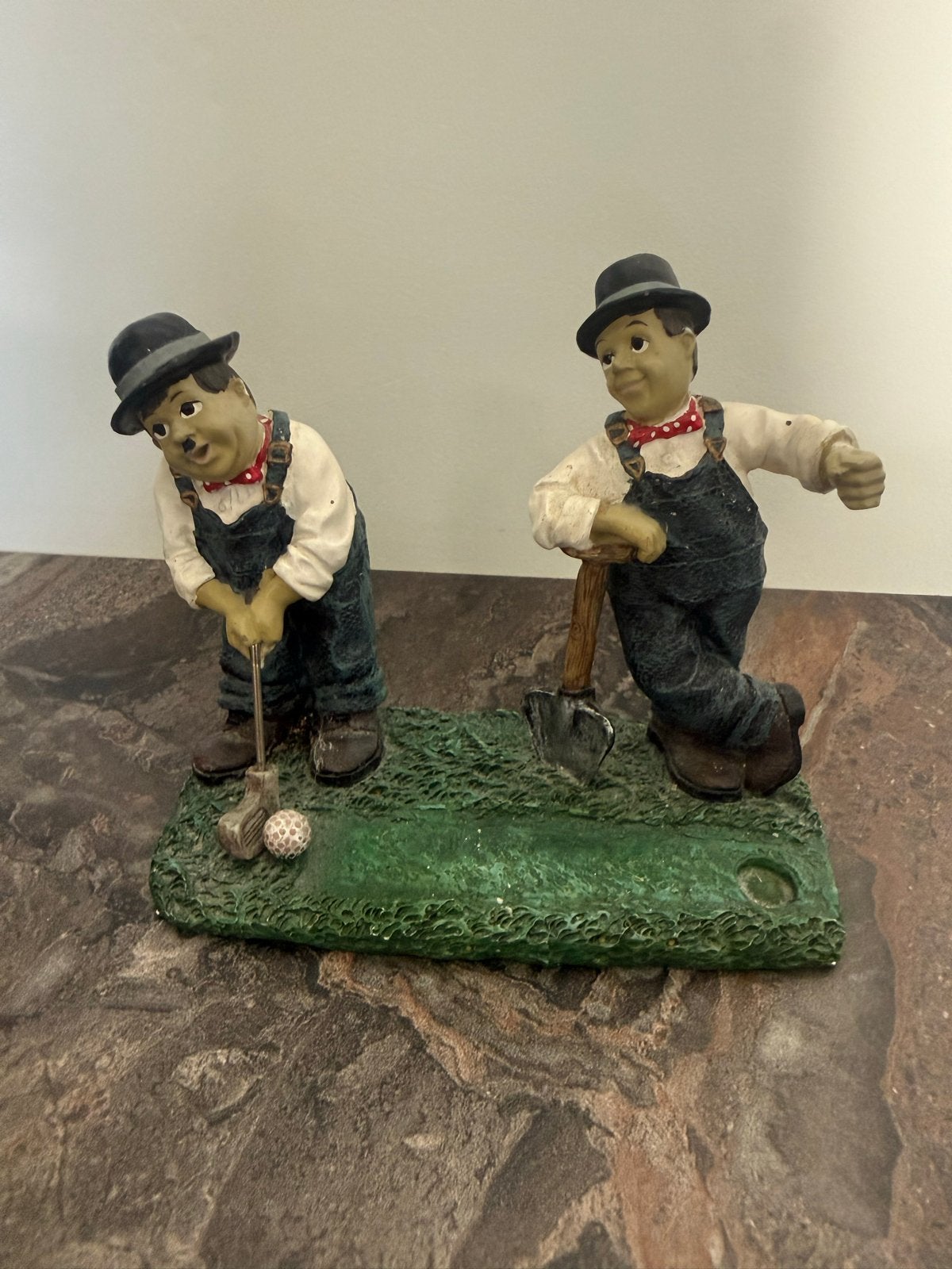 Laurel en Hardy Golf Beeldje - Vintage Decoratie, Ophalen of Verzenden, Zo goed als nieuw, Mens