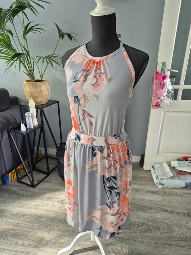 Melrose Femme Bloemenprint Jurk Maat 38, Kleding | Dames, Maat 38/40 (M), Melrose Femme, Ophalen of Verzenden, Zo goed als nieuw