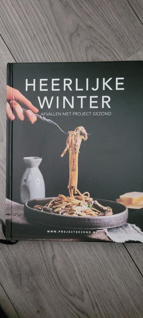 Heerlijke Winter: Afvallen met Project Gezond Kookboek, Boeken, Hoofdgerechten, Ophalen of Verzenden, Zo goed als nieuw, Overige gebieden