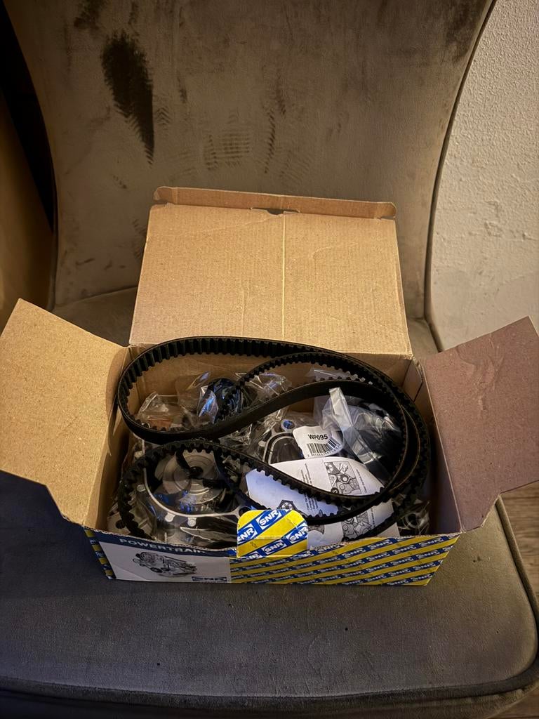 Volkswagen audi seat skoda distributieriem met waterpomp, Ophalen of Verzenden, Nieuw, Volkswagen