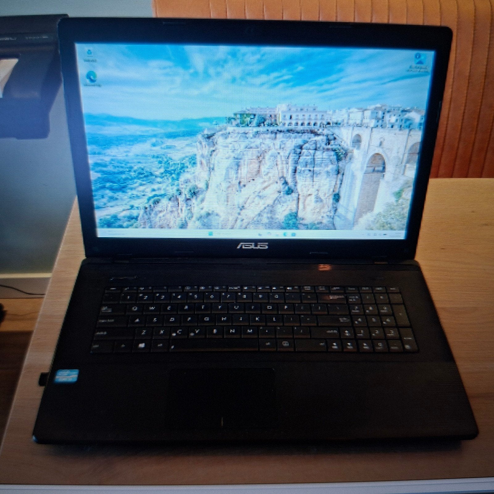 ASUS X75A 17 inch laptop - i3, 8GB RAM, 128GB SSD, Win 11, Ophalen of Verzenden