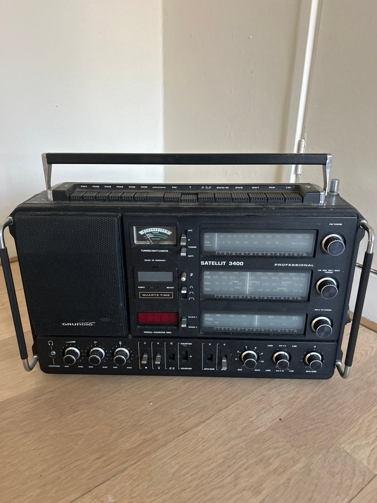 Grundig Satellit 3400 Professional Wereldontvanger, Ophalen, Gebruikt, Wereldontvanger