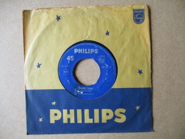 s2737 the jumping jewels - parade tango, Ophalen, Gebruikt, Overige genres, 7 inch