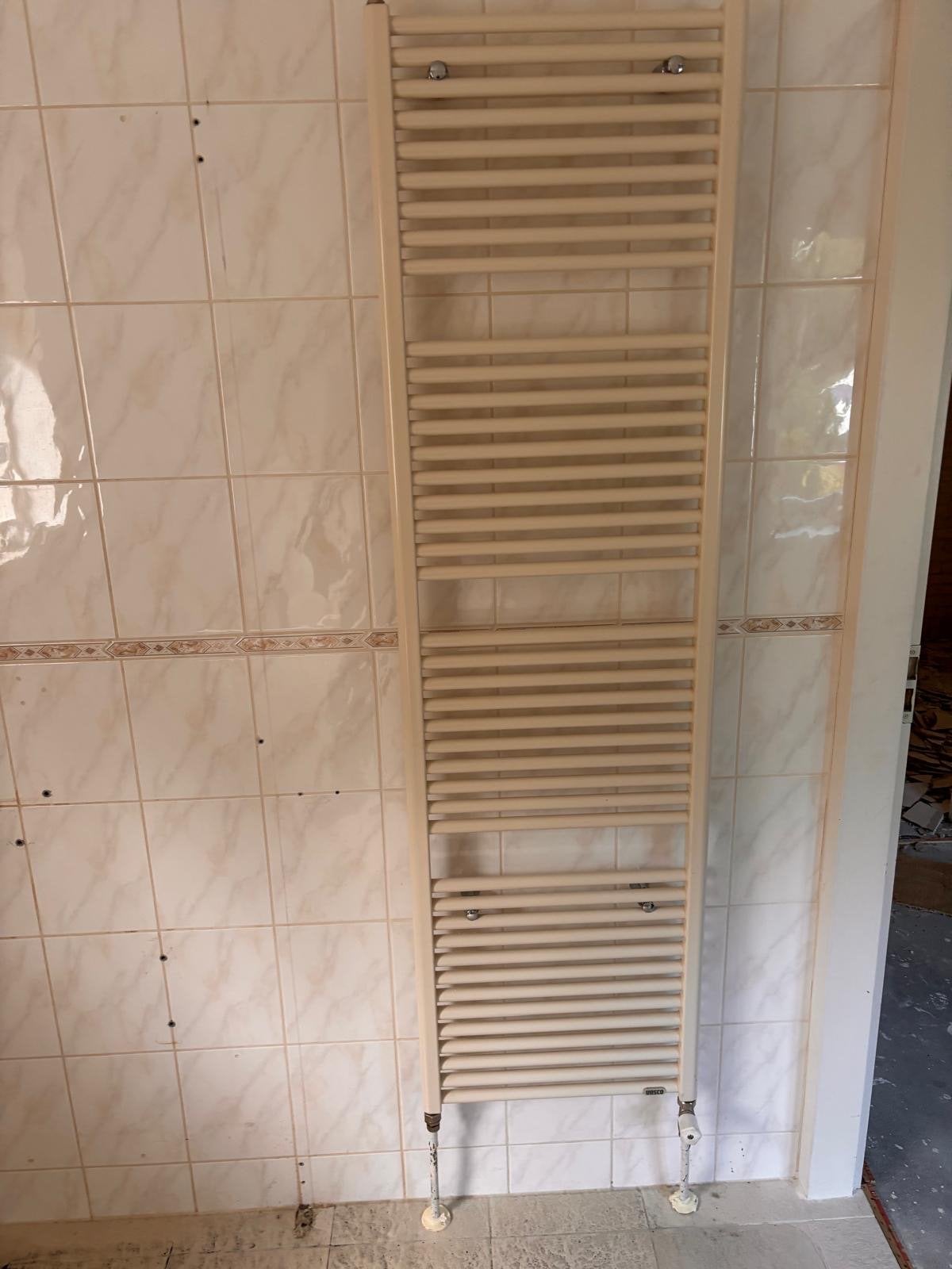 Gebruikte douche radiator, handdoekdroger, Gebruikt, Radiator, Ophalen of Verzenden, 60 tot 150 cm