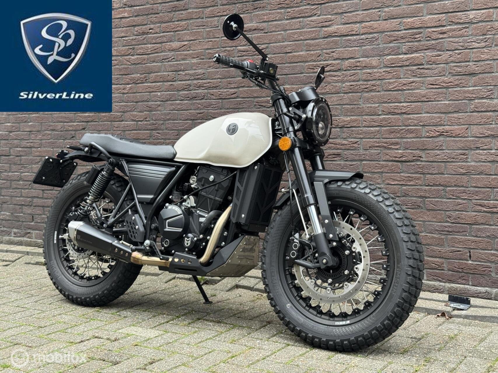 Mutt DRK-01 250 ABS bj. 2025 – bijna nieuw, pure klasse., Toermotor, 12 t/m 35 kW, Mutt, Gebruikt