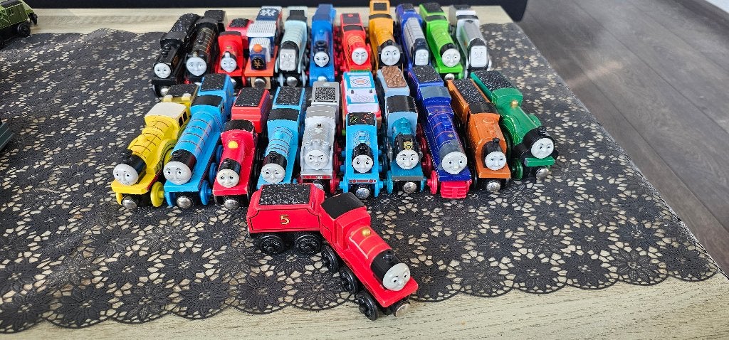 Thomas de trein Hout james, Kinderen en Baby's, Speelgoed | Thomas de Trein, Ophalen of Verzenden, Zo goed als nieuw