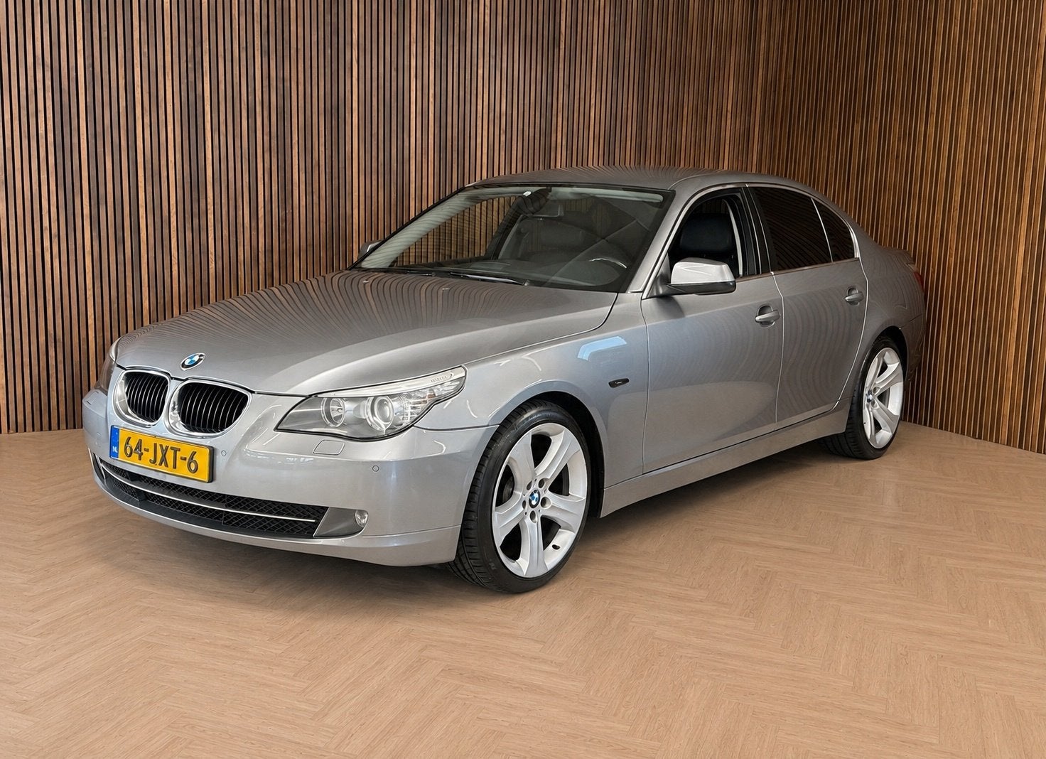 BMW 5-serie 520i Corporate Lease Business Line Edition I, Auto's, BMW, Automaat, Achterwielaandrijving, 4 cilinders, Met garantie (alle)