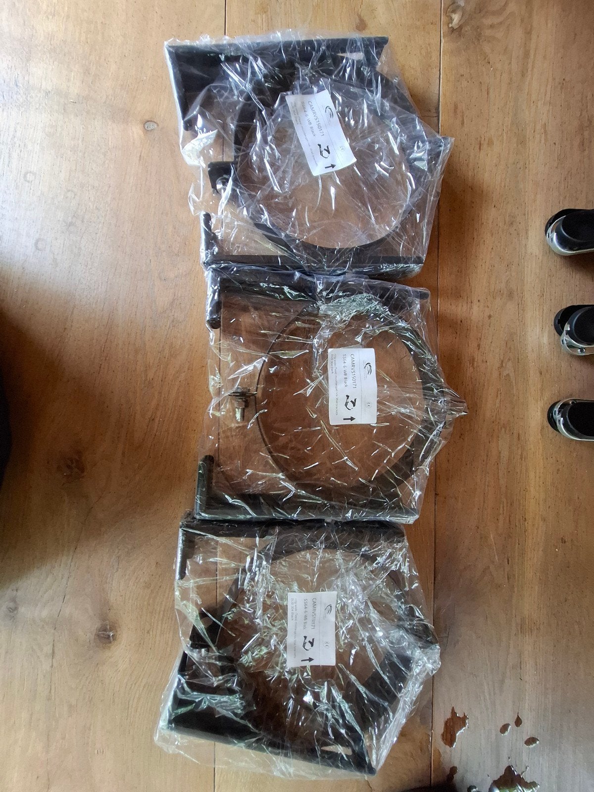 Set van 3 zwarte muurbeugels voor rookkanaal 200mm, Ophalen of Verzenden, Nieuw