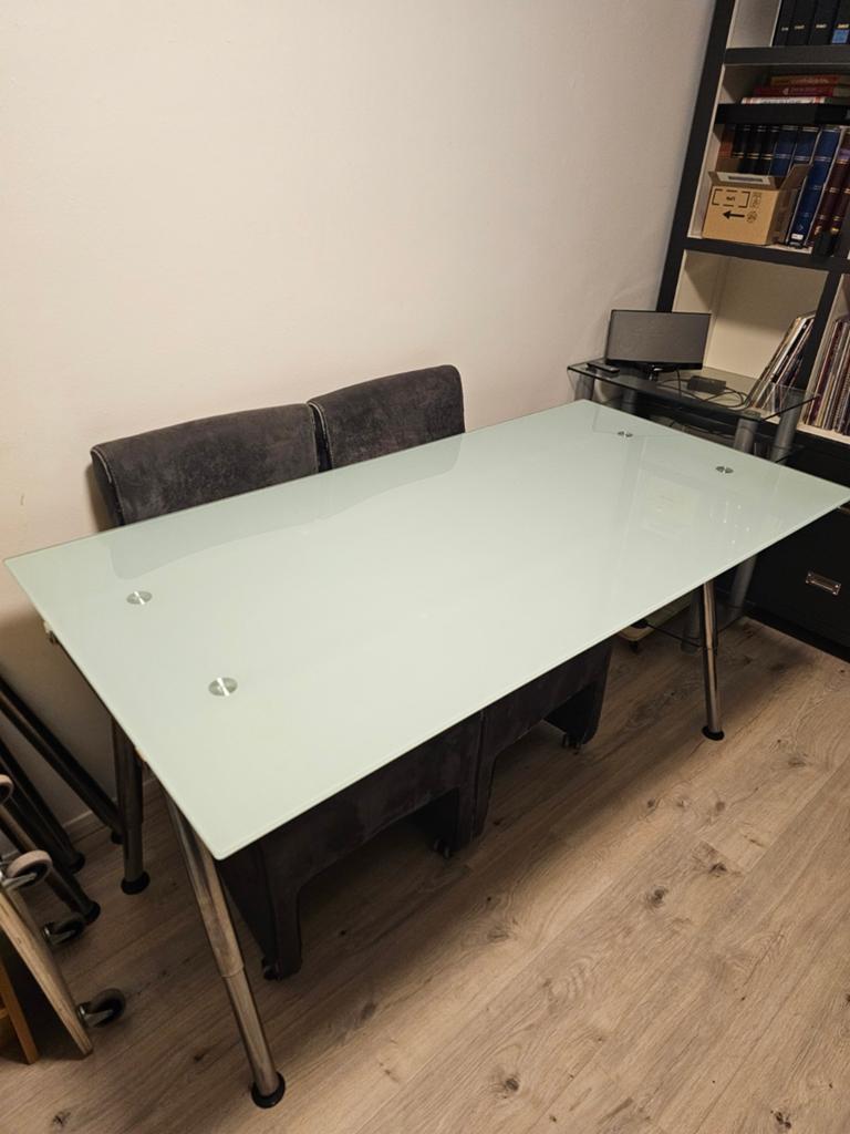 Glazen Ikea bureau, Ophalen, In hoogte verstelbaar
