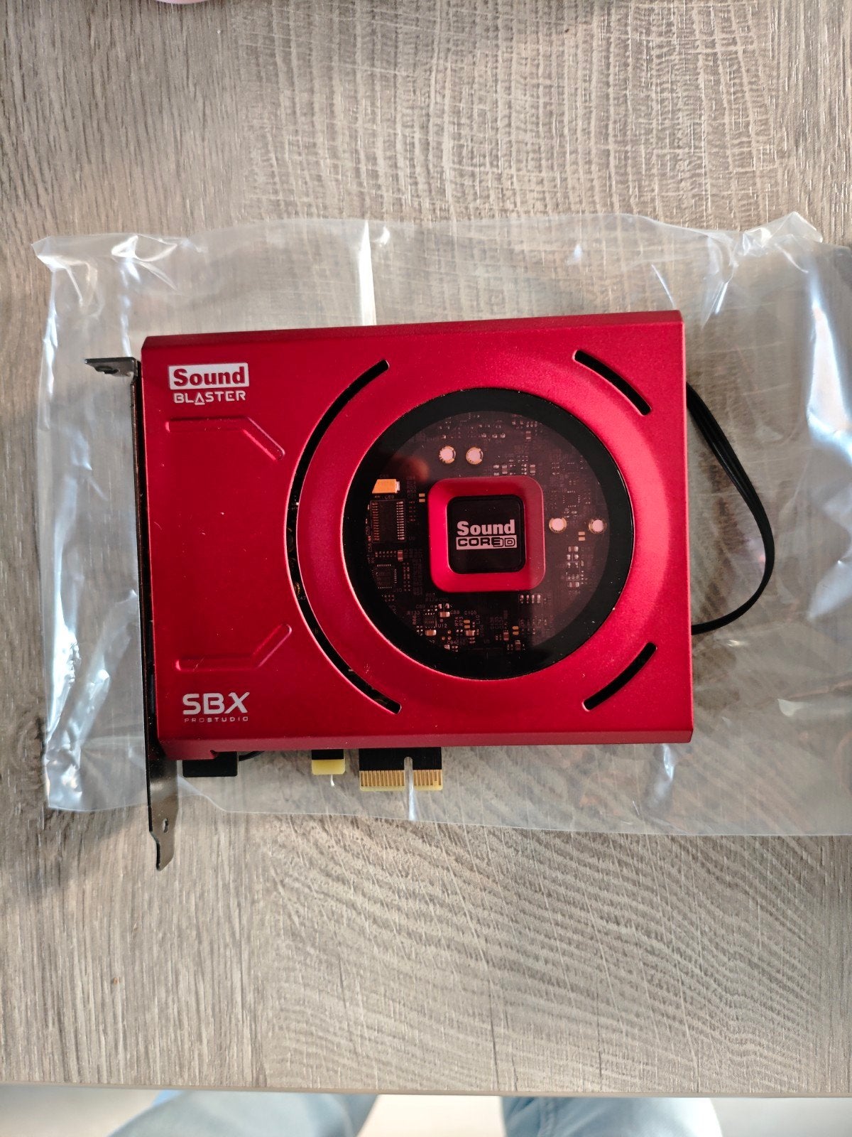 Sound Blaster Z SE Geluidskaart - Nieuwstaat met RGB, Computers en Software, Ophalen of Verzenden, Zo goed als nieuw, Intern, Sound Blaster