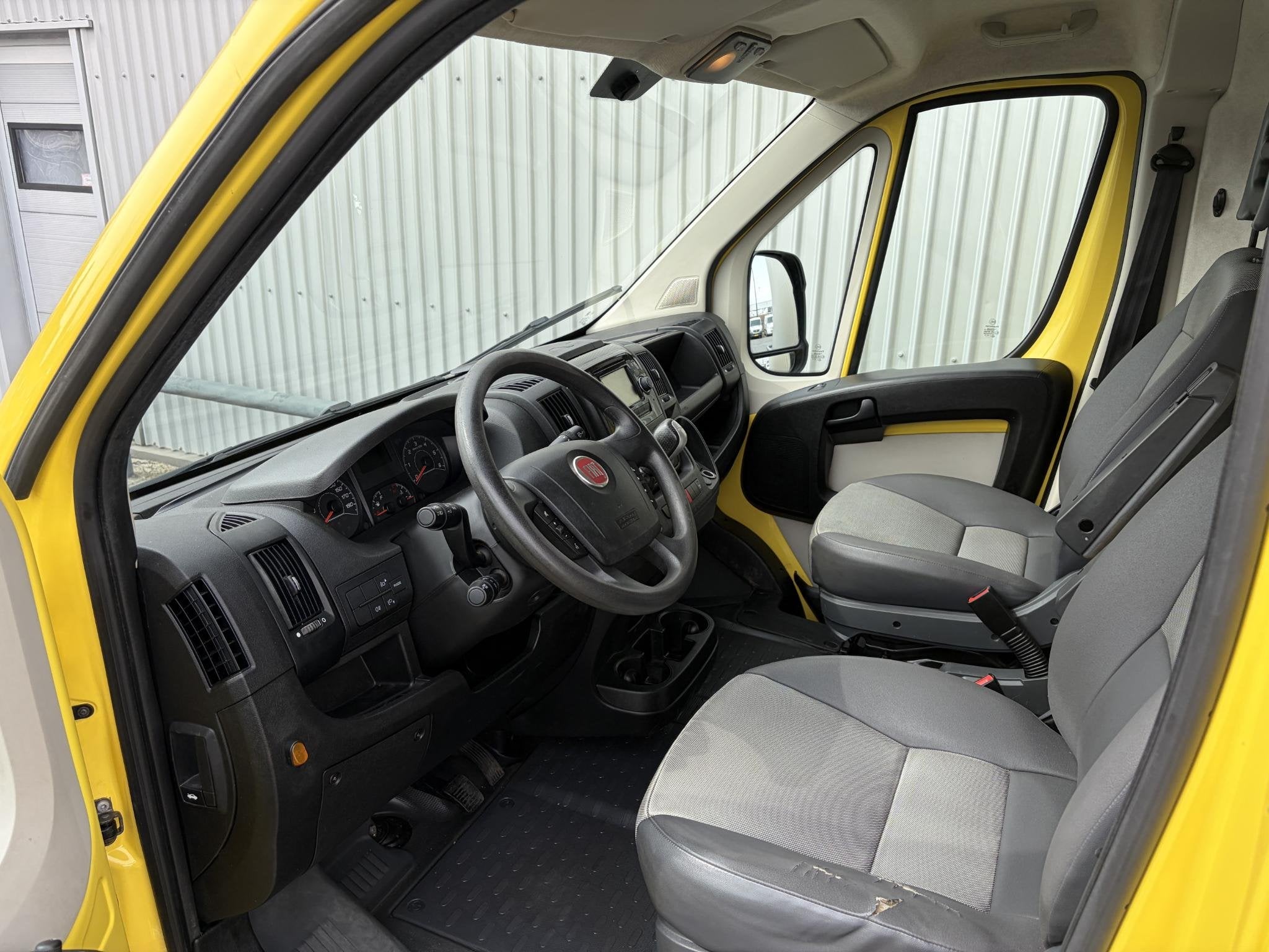 Fiat Ducato 35H 2.3 MultiJet L3H2*AUT.M*CRUISE*CAM*HAAK*, Euro 6, 3000 kg, Origineel Nederlands, Bedrijf
