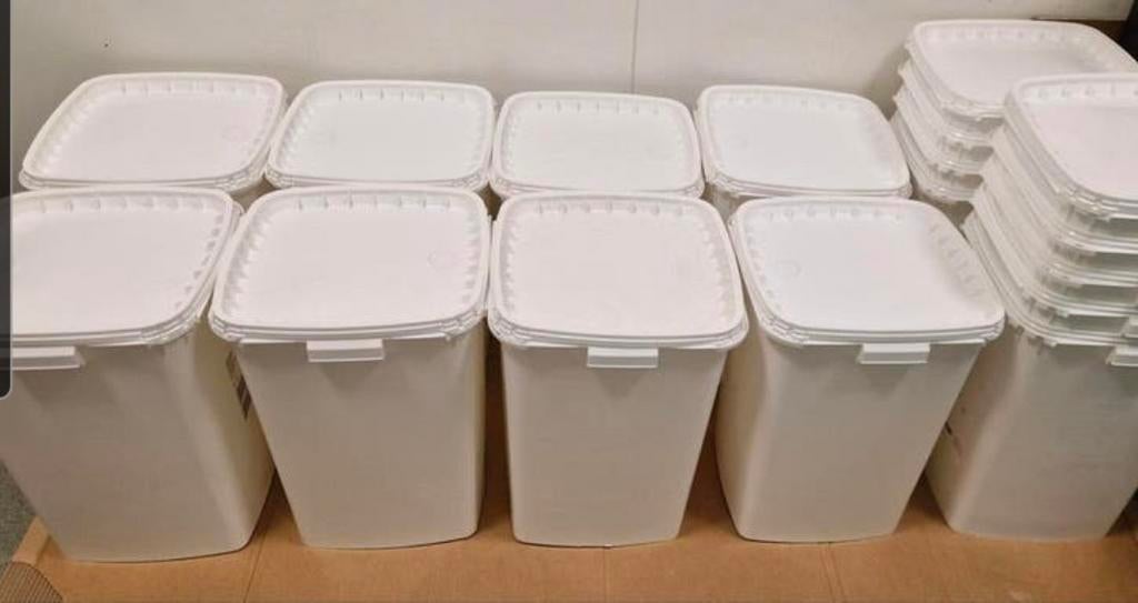 Vooraadbak/vooraad bak/bakken Opbergdozen/ tonnen /opbergbox, Ophalen of Verzenden, Zo goed als nieuw, Minder dan 40 cm