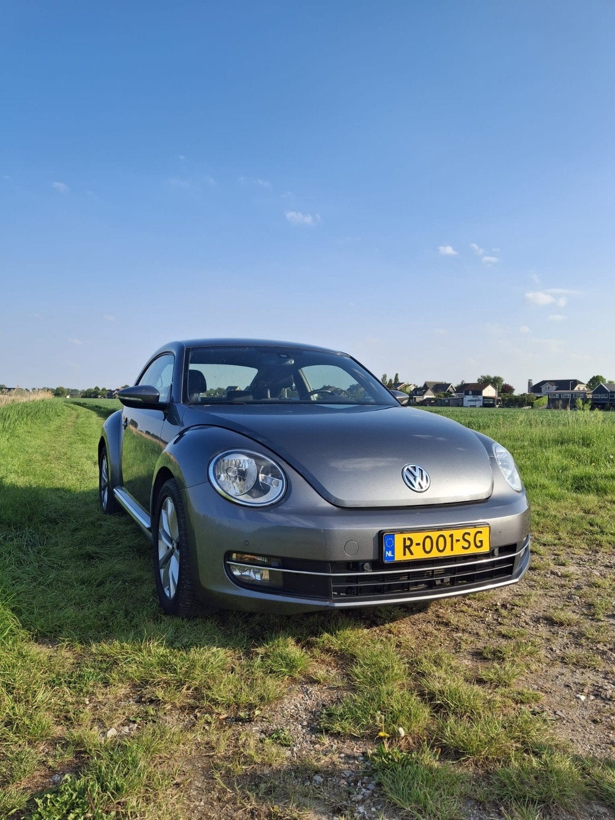 Volkswagen Beetle (Kever) 1.2 TSI 77KW BMT 2012 Grijs, Voorwielaandrijving, Beetle (Kever), 4 cilinders, 4 stoelen
