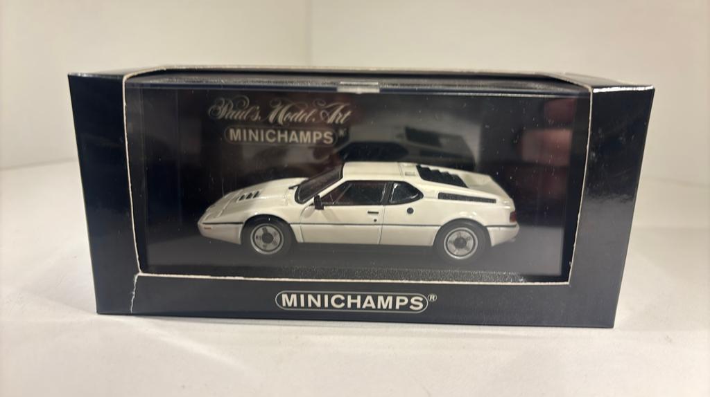 Bmw m1 wit minichamps 1.43, Auto, Ophalen of Verzenden, MiniChamps, A