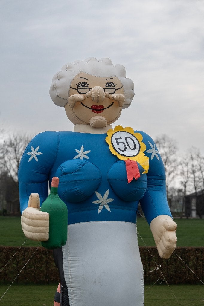 TE HUUR Sarah opblaaspop op Vat (3 dagen), Ophalen, Nieuw, Abraham of Sarah