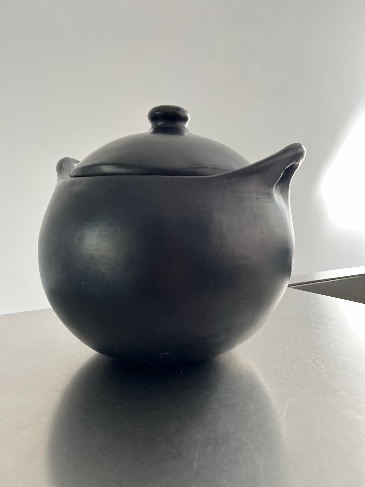 Black Pottery | La Chamba Zwarte aardewerken kookpot, Ophalen of Verzenden, Nieuw, Overige materialen