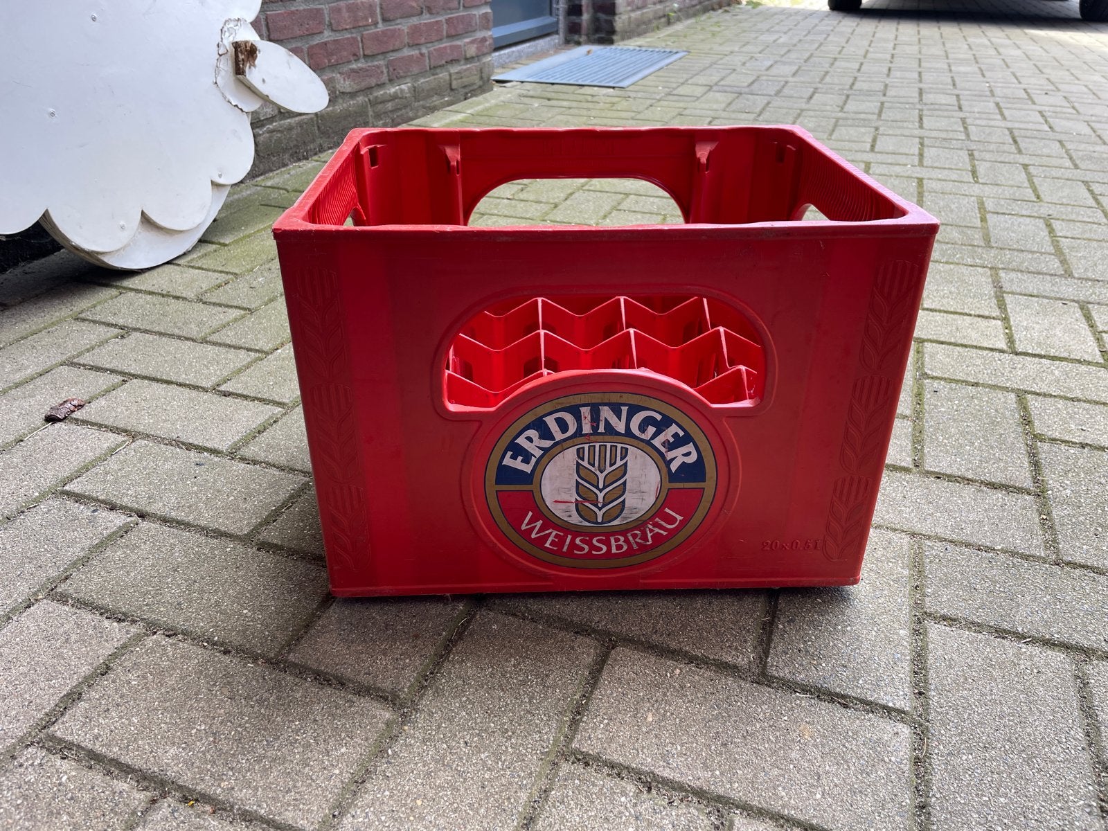 Erdinger krat - rood bierkrat, Doe-het-zelf en Verbouw, Kratten en Dozen, Ophalen, Gebruikt, Minder dan 35 cm, Minder dan 50 cm