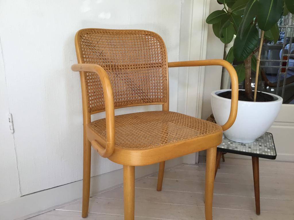 Vintage Ligna Thonet  Praag 811 met rieten matting, Ophalen of Verzenden, Zo goed als nieuw, Bruin, Eén