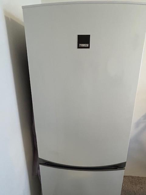 Zanussi Koelvrieskast, Ophalen, 200 liter of meer, 60 cm of meer, Met aparte vriezer