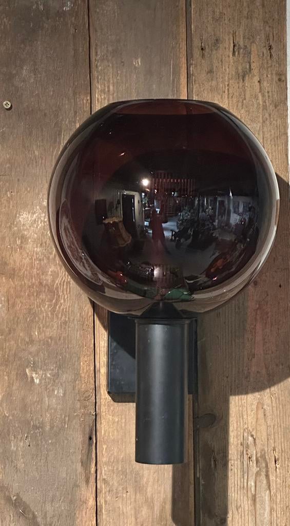 Vintage disign wandlamp - glazen bol - paars, Ophalen, Zo goed als nieuw