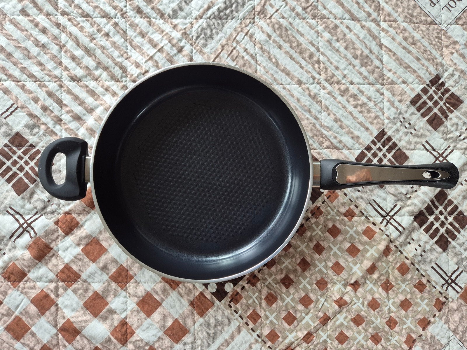 Hapjespan 28 cm (1x gebruikt), Huis en Inrichting, Keuken | Potten en Pannen, Ophalen of Verzenden