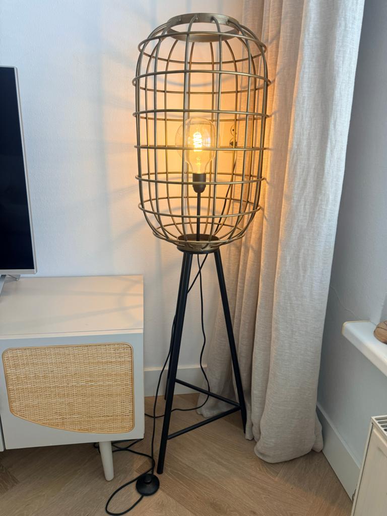 Industriële vloerlamp inclusief Edison lamp, Huis en Inrichting, Lampen | Vloerlampen, Ophalen, Zo goed als nieuw, Metaal, 150 tot 200 cm