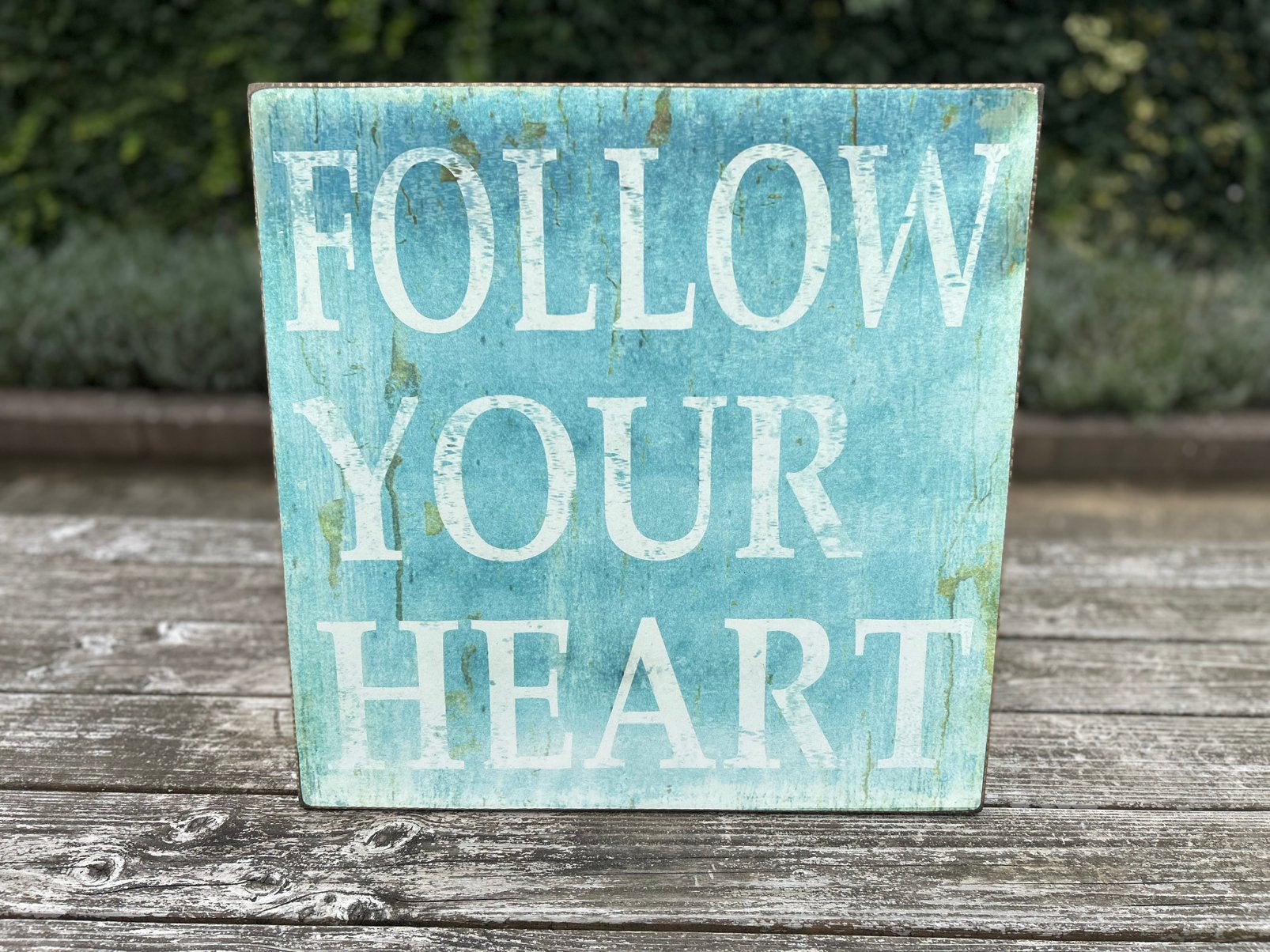 Leuk MDF bord met tekst 'Follow your heart' - 50x50cm, Gebruikt, Met ophangmogelijkheid, 50 cm, Ophalen of Verzenden