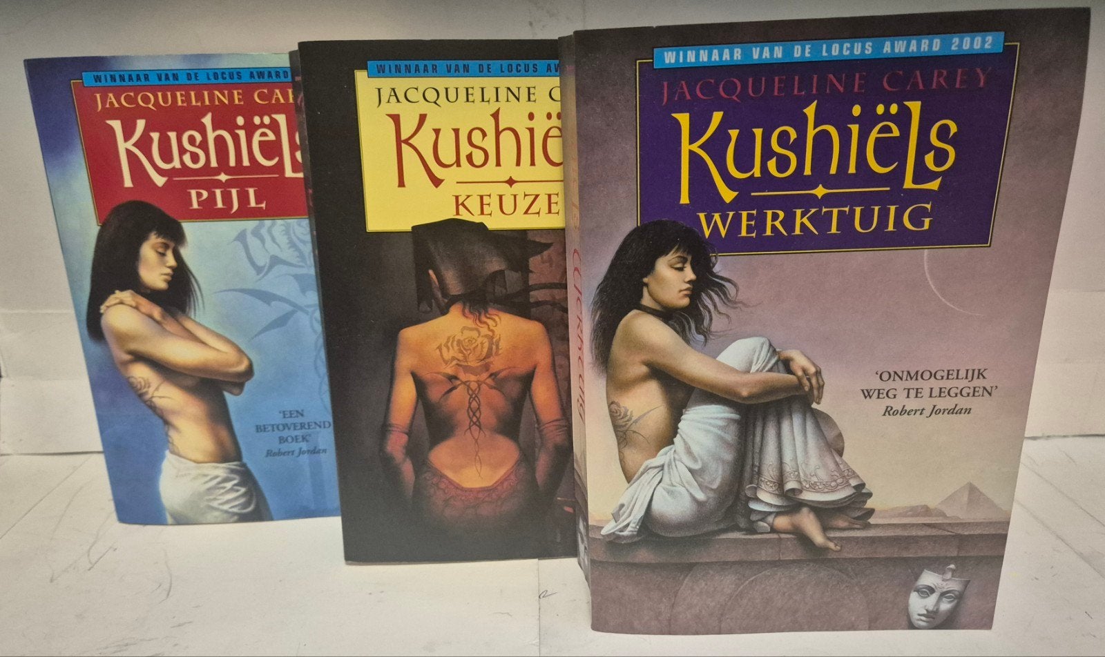 Jacqueline Carey  De Kushiël trilogie, Ophalen of Verzenden, Zo goed als nieuw