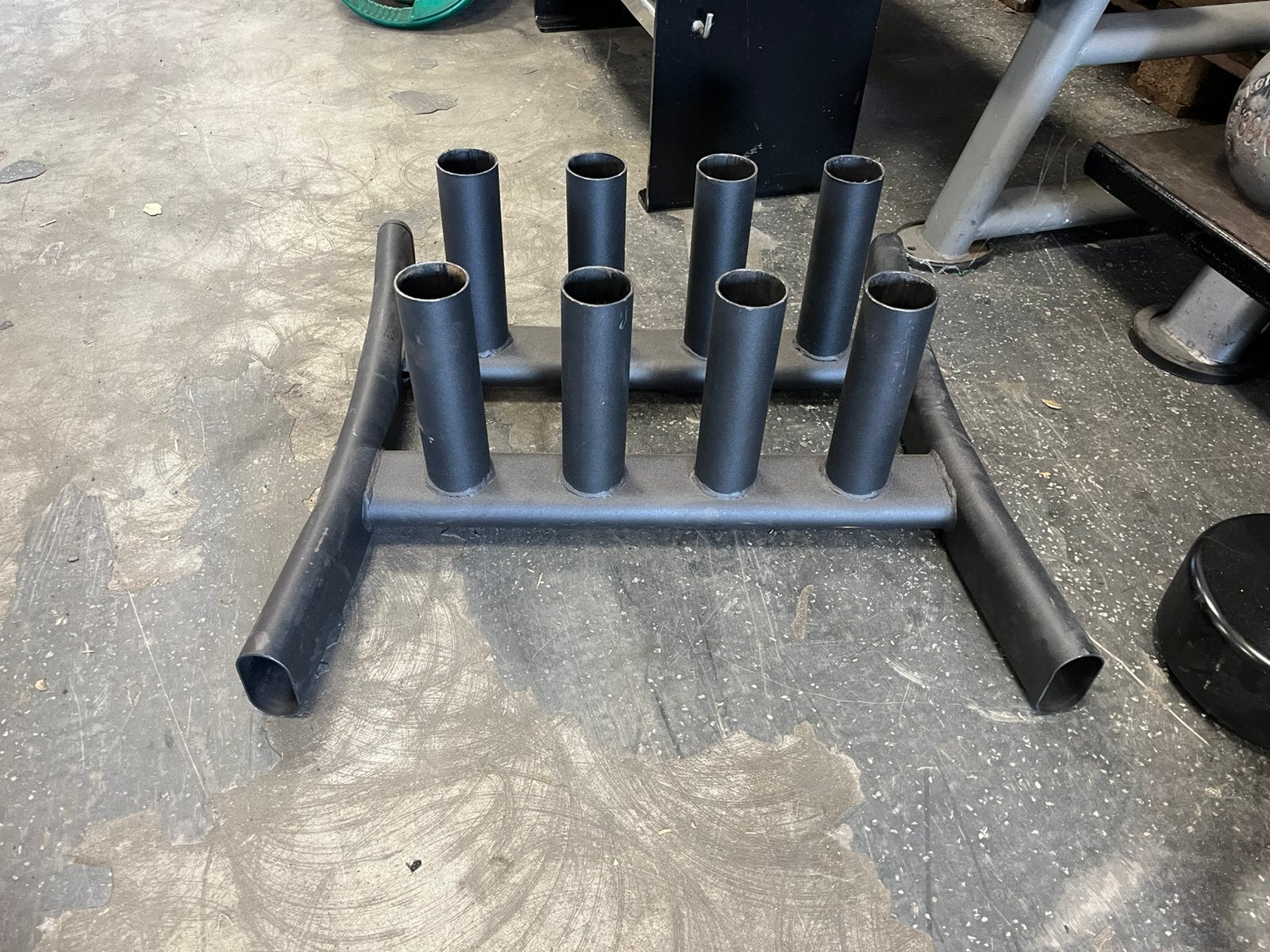 Opberg standaard rek voor 8 x olympische halter stang, Sport en Fitness, Fitnessmaterialen, Gebruikt, Olympische halter stangen