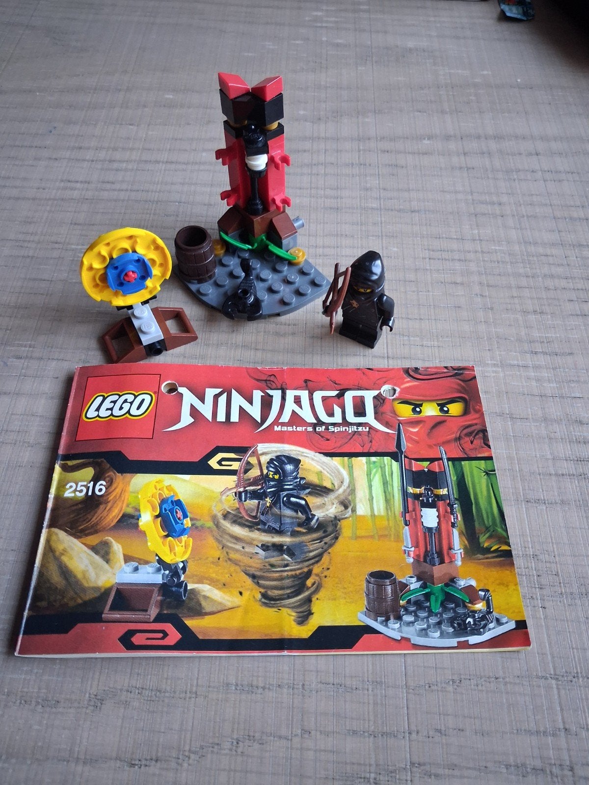 Lego Ninjago 2516 Ninja Training Outpost met minifiguur, Compleet, Gebruikt, Lego, Ophalen of Verzenden