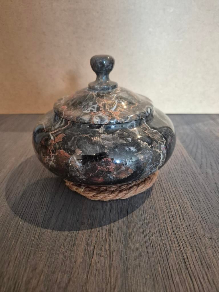 Marmeren potje met deksel, Ophalen of Verzenden