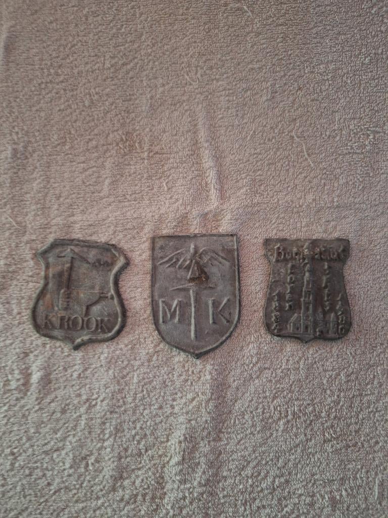 3 dakloodjes / trotseerloodjes, Ophalen of Verzenden, Gebruikt