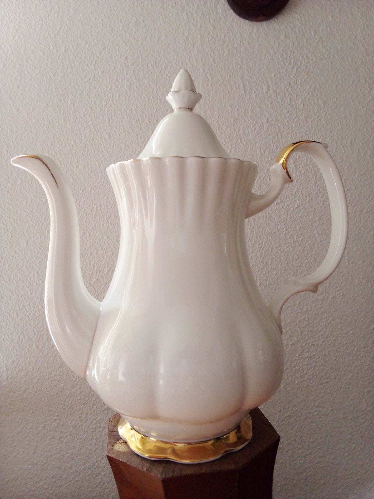 Royal Albert Val D'Or, Ophalen of Verzenden
