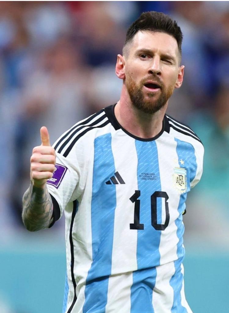 Lionel Messi WK 2022 Panini Instant Spelerskaart PSA 9, Ophalen of Verzenden, Zo goed als nieuw, Buitenlandse clubs, Spelerskaart