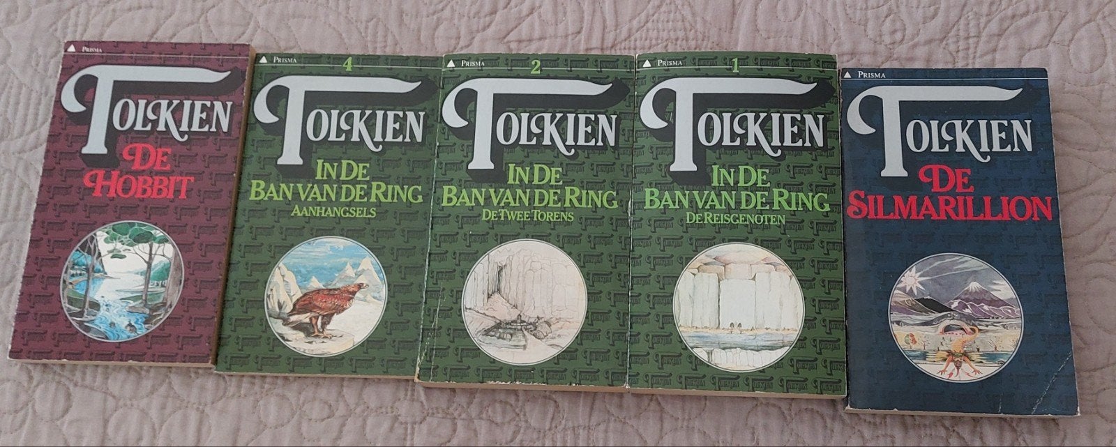 Tolkien boek: In de Ban van de Ring, De Hobbit, Silmarillio, Boeken, Ophalen of Verzenden, Gelezen, J.R.R. Tolkien