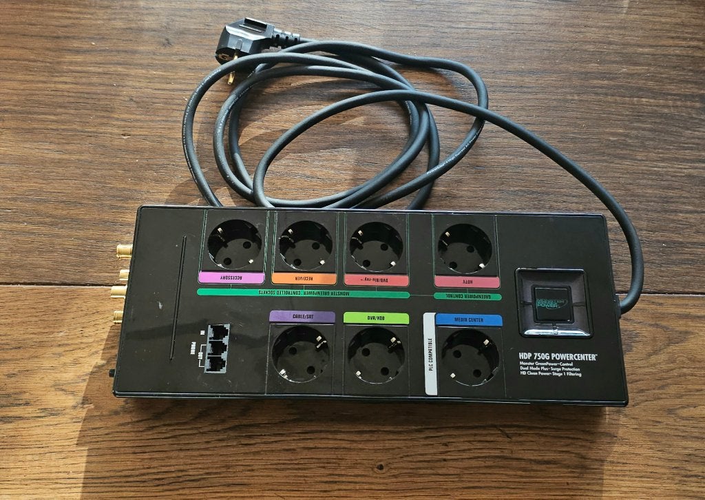 Monster HDP 750G PowerCenter - stekkerdoos, Ophalen of Verzenden, Zo goed als nieuw, 2 tot 5 meter, Overige kabels