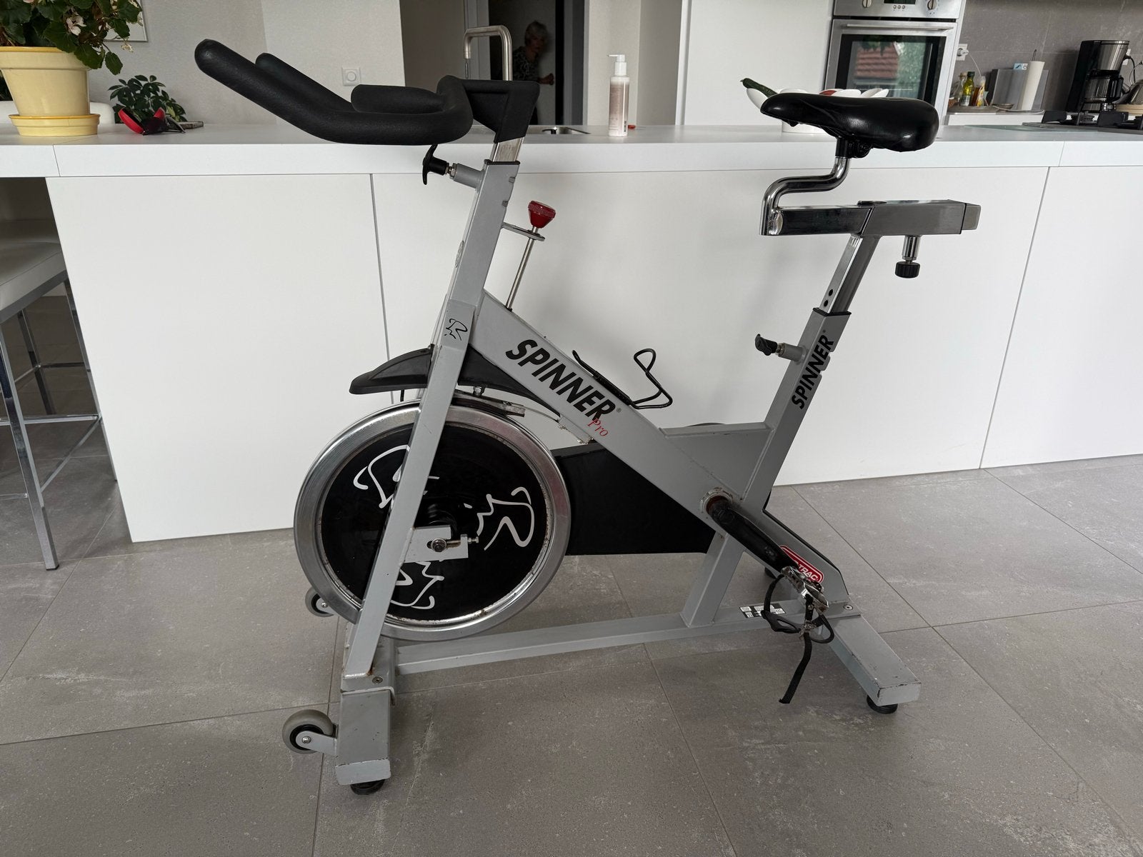 Spinningfiets Spinner Pro - Goed werkend, Ophalen, Gebruikt, Spinningfiets, Metaal