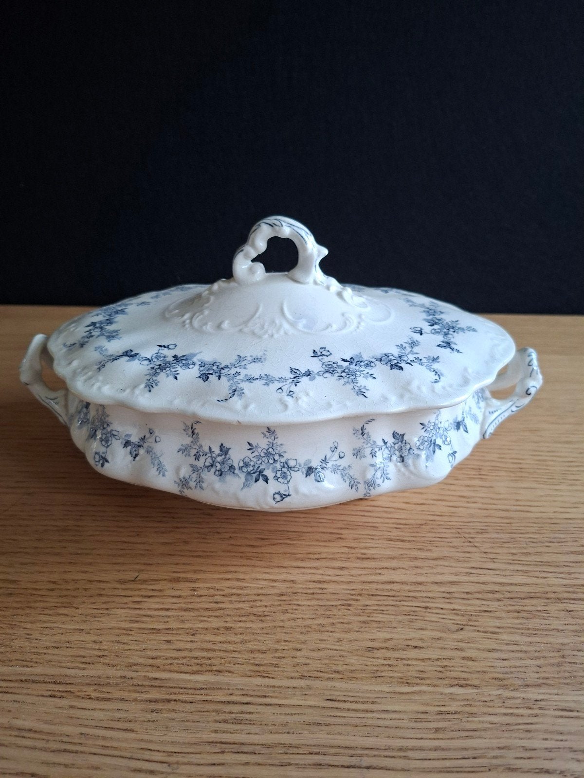 Antieke Terrine 'Elba' met Blauw Bloemenpatroon, Ophalen of Verzenden