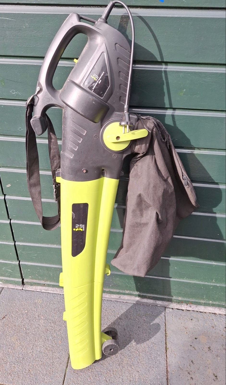 Bladblazer/bladzuiger met opvangzak, Tuin en Terras, Handgedragen, Ophalen of Verzenden, Zo goed als nieuw, Met opvangzak