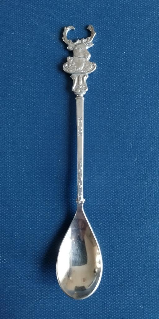 verzilverd lepeltje Hert met gewei, Holten (PpaardenhoofdR), Antiek en Kunst, Ophalen of Verzenden