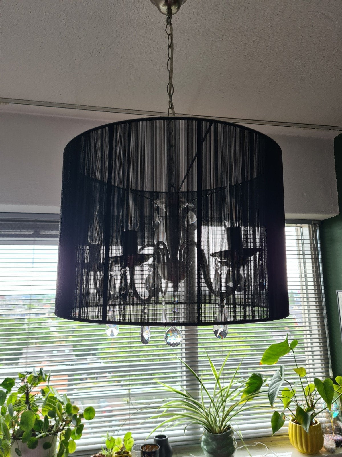 Zwarte kroonluchter, Huis en Inrichting, Lampen | Kroonluchters, Ophalen of Verzenden, Gebruikt