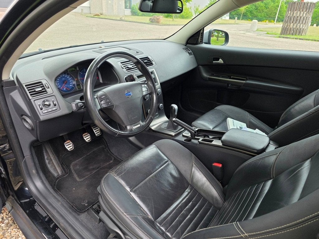 Volvo C30 1.6 D2 R-Design Pro Edition Airco Leer Trekhaak, Auto's, Volvo, Voorwielaandrijving, Automatische klimaatregeling, Gebruikt