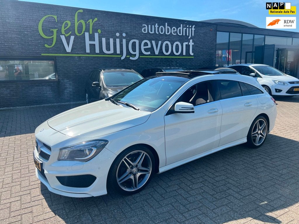 Mercedes-Benz CLA-klasse Shooting Brake 180 Ambition AMG LIN, CLA, Gebruikt, 4 cilinders, Leder en Stof