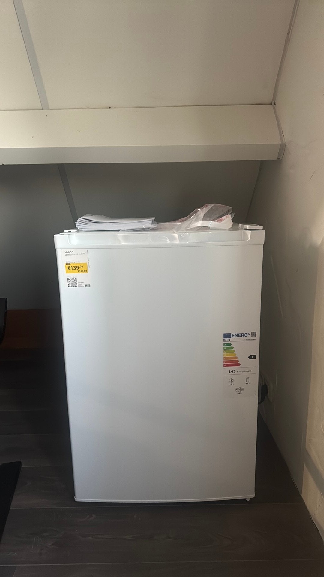 Ikea LAGAN Fridge with freezer compartment, freestanding, Minder dan 85 cm, Minder dan 60 cm, Ophalen of Verzenden, Zo goed als nieuw
