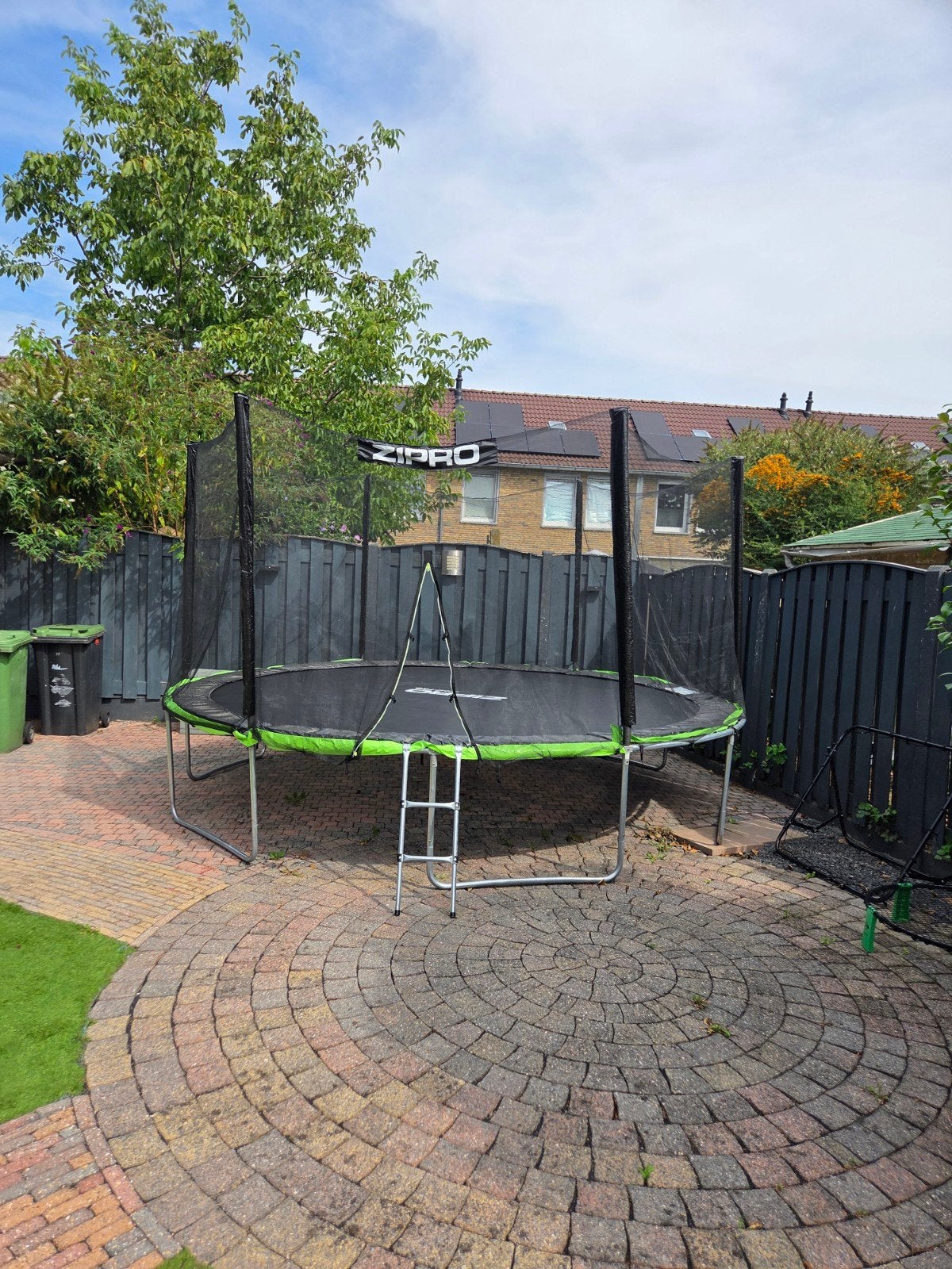 Zo goed als nieuwe Zipro trampoline 435 cm, Kinderen en Baby's, Speelgoed | Buiten | Trampolines, Ophalen, Zo goed als nieuw