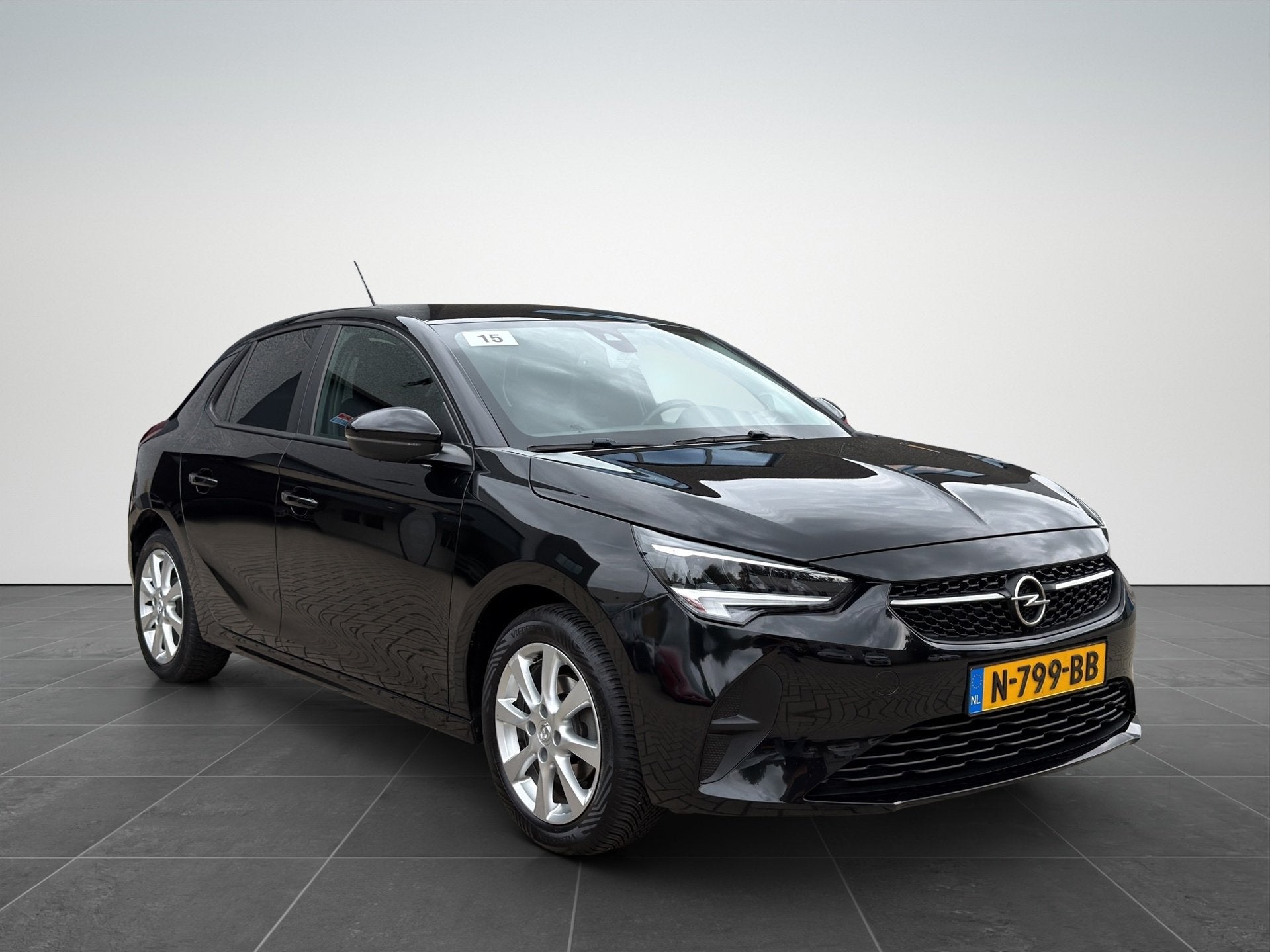 Opel Corsa 1.2 Edition Apple/Andriod Auto|Camera|Cruise, Voorwielaandrijving, Dealer onderhouden, 1199 cc, Zwart