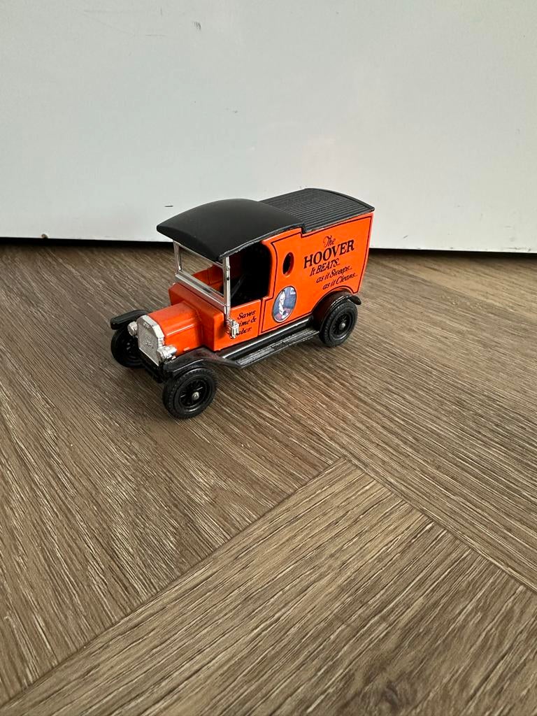 Hoover It Beats - Vintage Modelauto matchbox, Overige merken, 1:50 of kleiner, Auto, Ophalen of Verzenden